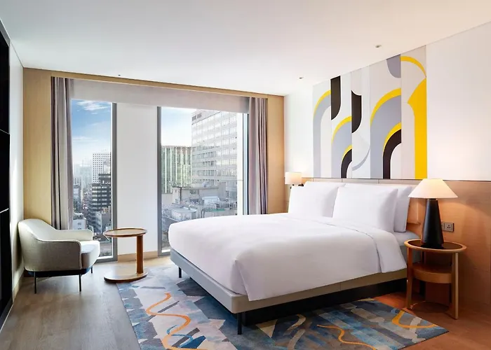 Le Meridien Myeongdong Отель Сеул