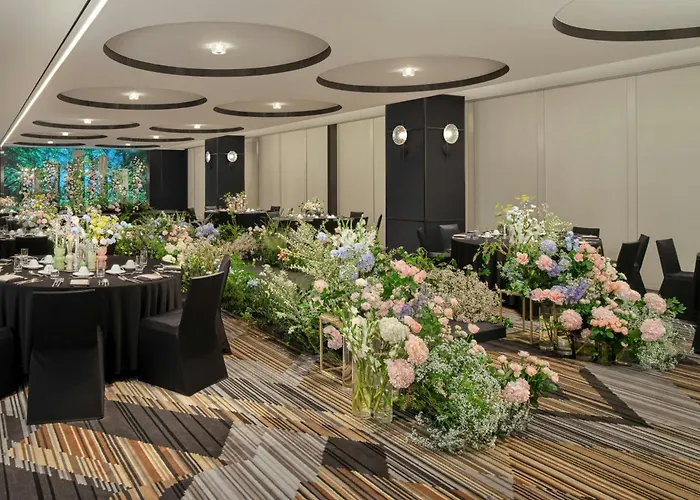 Le Meridien Myeongdong Отель 5*