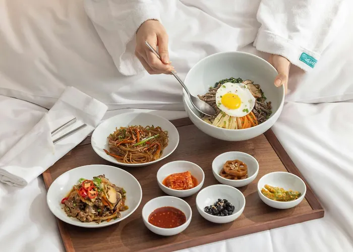 Отель Le Meridien Myeongdong Сеул