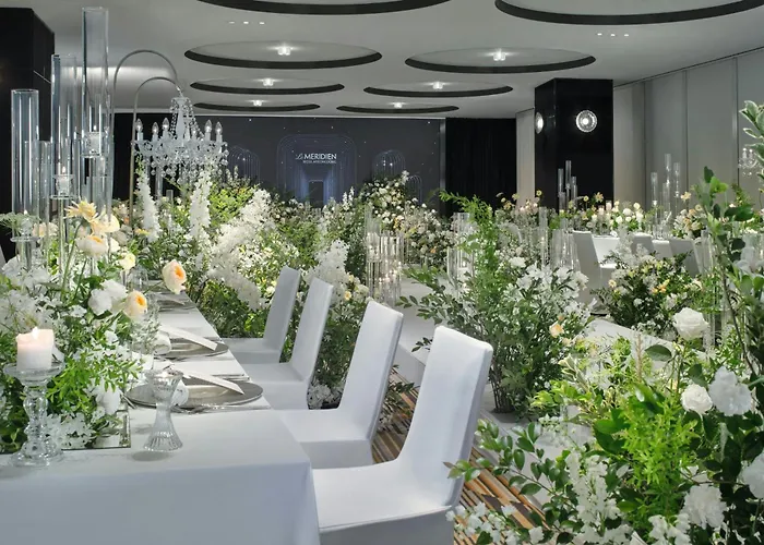 Le Meridien Myeongdong Отель Сеул